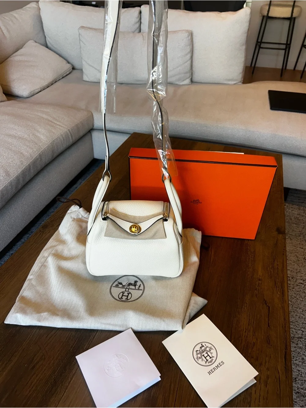 Hermès Mini Lindy - Cream Clemence Leather Gold Hardware 🤍